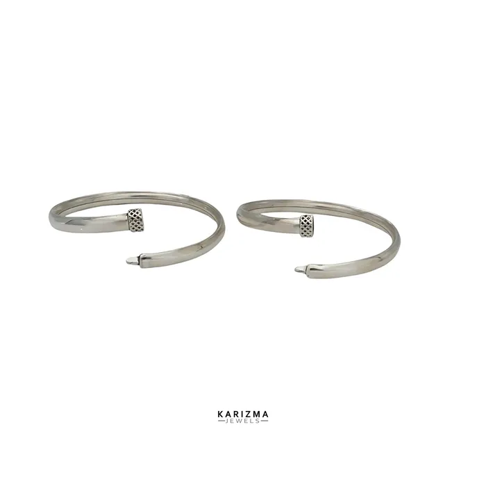 Bracelets Hollow Real Silver Oxidized Openable Bangle Bracelet Pair 54 CM Karizma Jewels