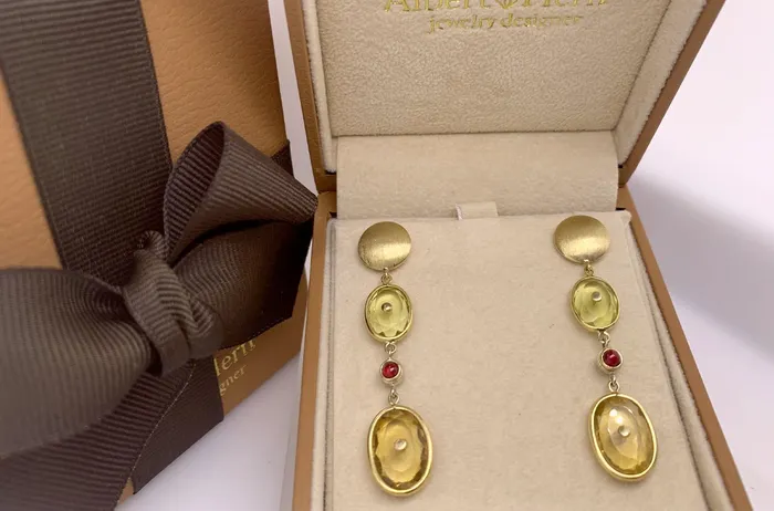 Albert Hern Earrings Earrings Lemon Citrine Ruby Cabochon Albert Hern Earrings Earrings Lemon Citrine Ruby Cabochon