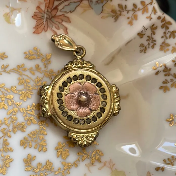 Vintage Paris Jewelry PreStyled Sets Rose Gold Flower Locket Paste Gold Filled Antique Vintage Paris Jewelry PreStyled Sets Rose Gold Flower Locket Paste Gold Filled Antique